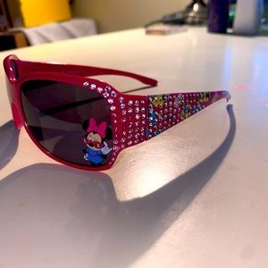 Minnie Mouse pink bedazzled sunglasses